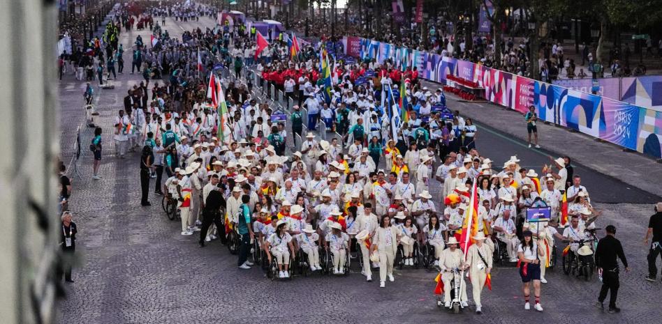 &iexcl;COMIENZA EL ESPECT&Aacute;CULO!